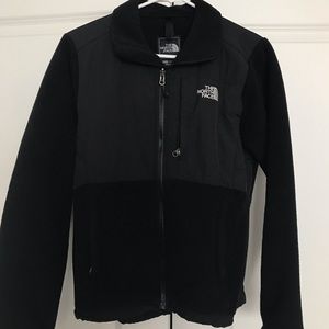 The NorthFace Denali Fleece Jacket